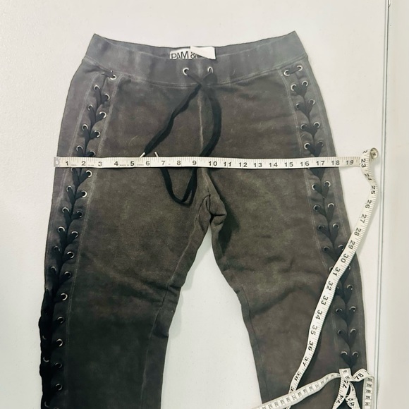 Clearance! Pam & Gela Designer sweat pants. - Picture 6 of 7